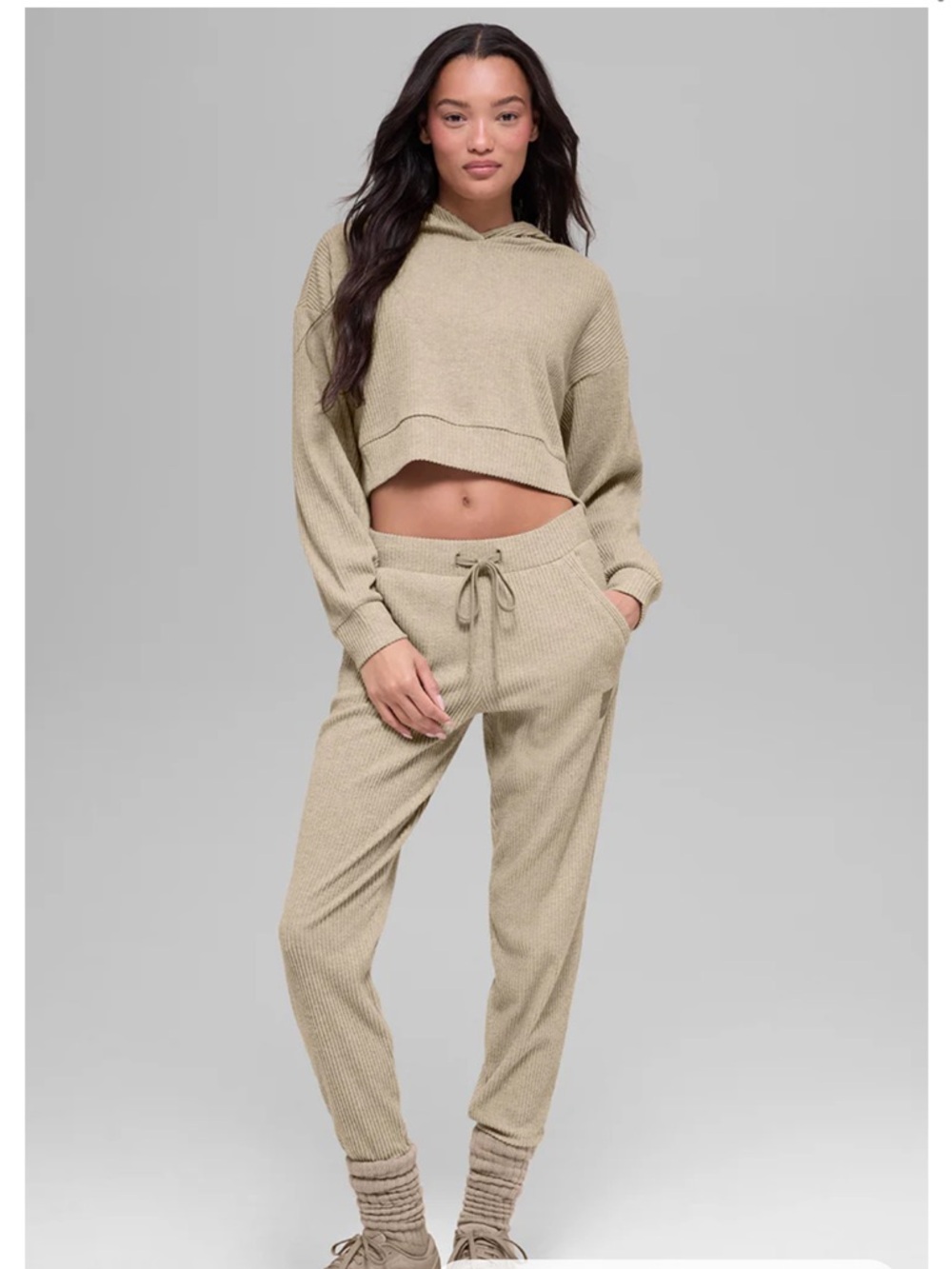 Alo Muse Knit  hoodie & Jogger Pants set